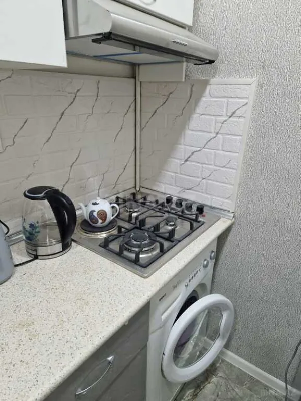 Satılır 1 otaqlı mənzil 45 m²