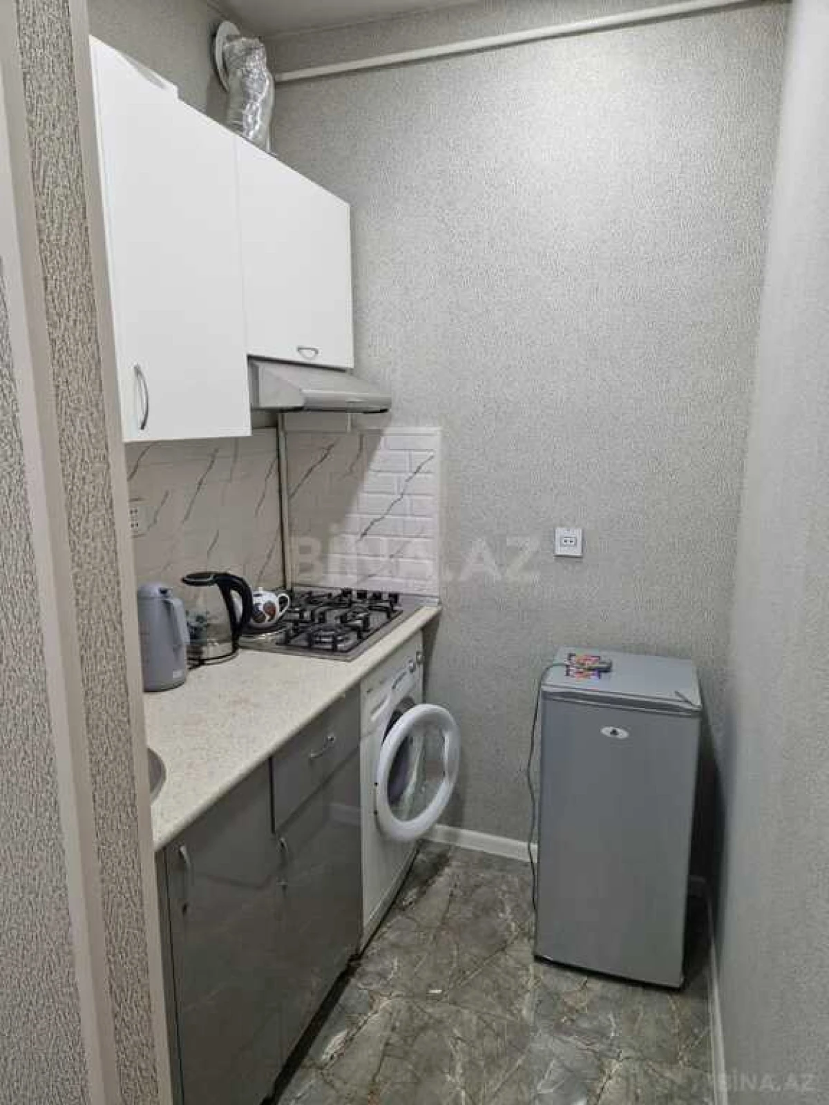 Satılır 1 otaqlı mənzil 45 m²
