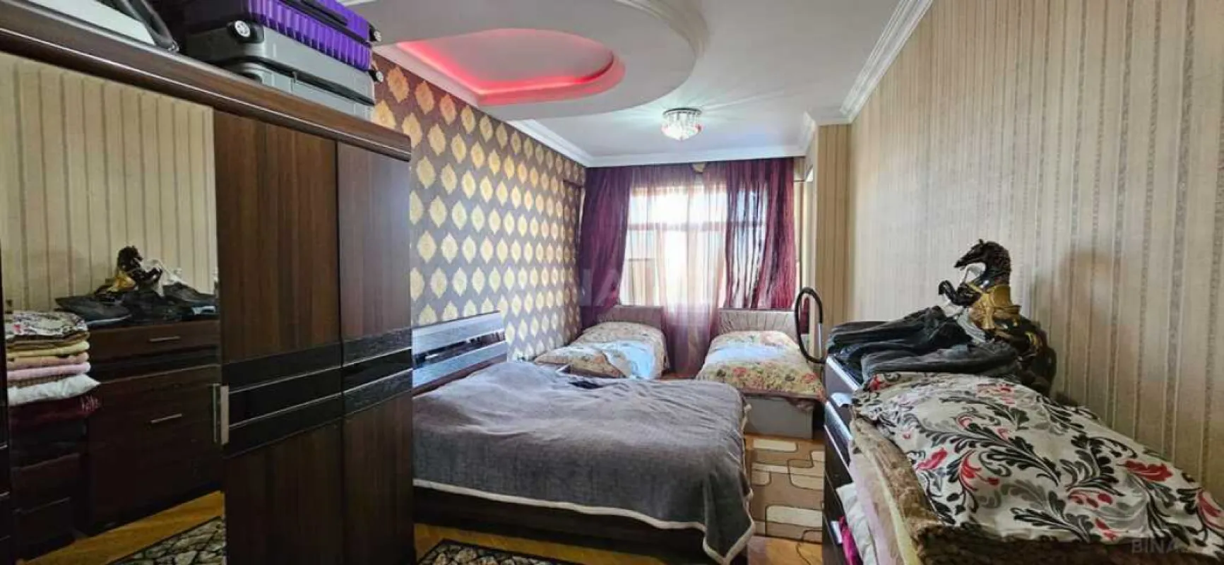 Satılır 2 otaqlı mənzil 105 m²
