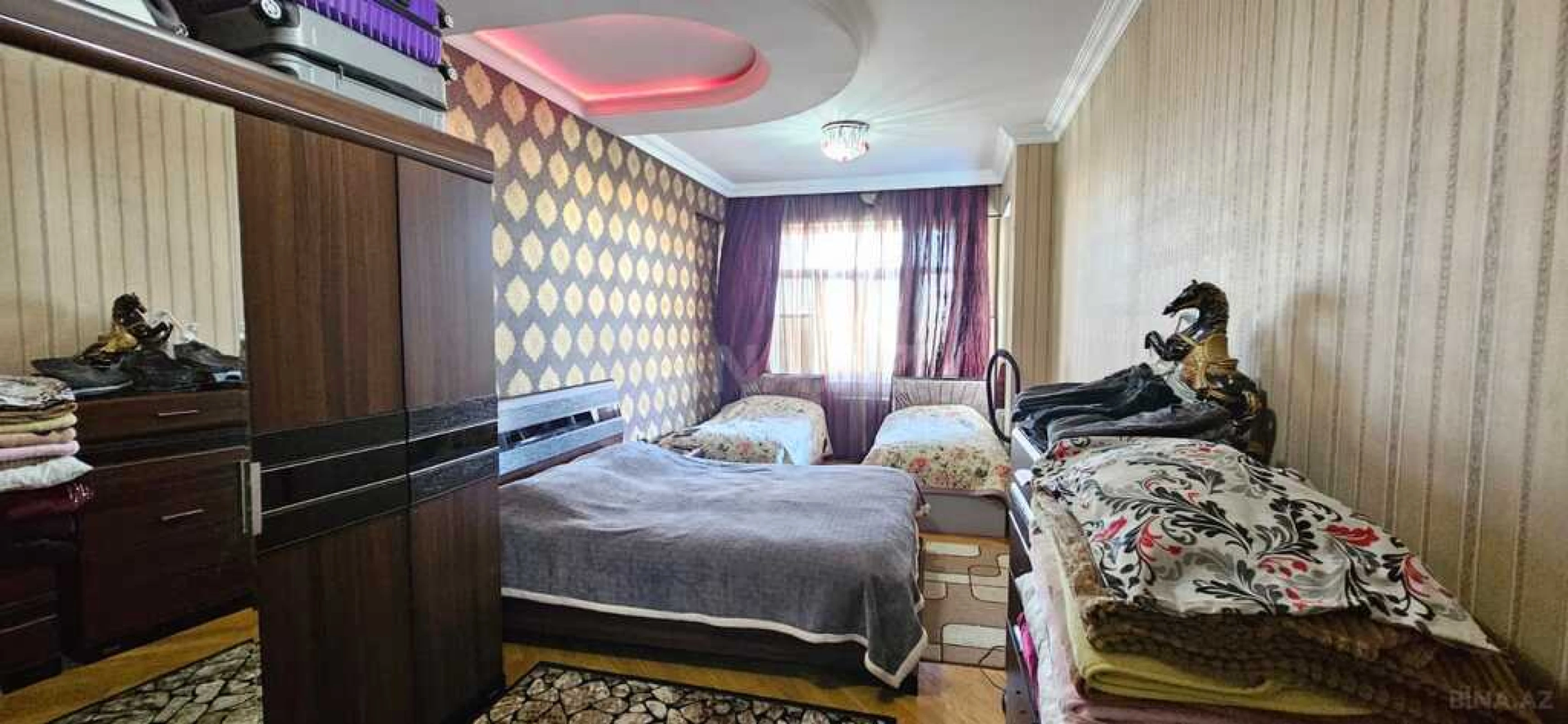 Satılır 2 otaqlı mənzil 105 m²