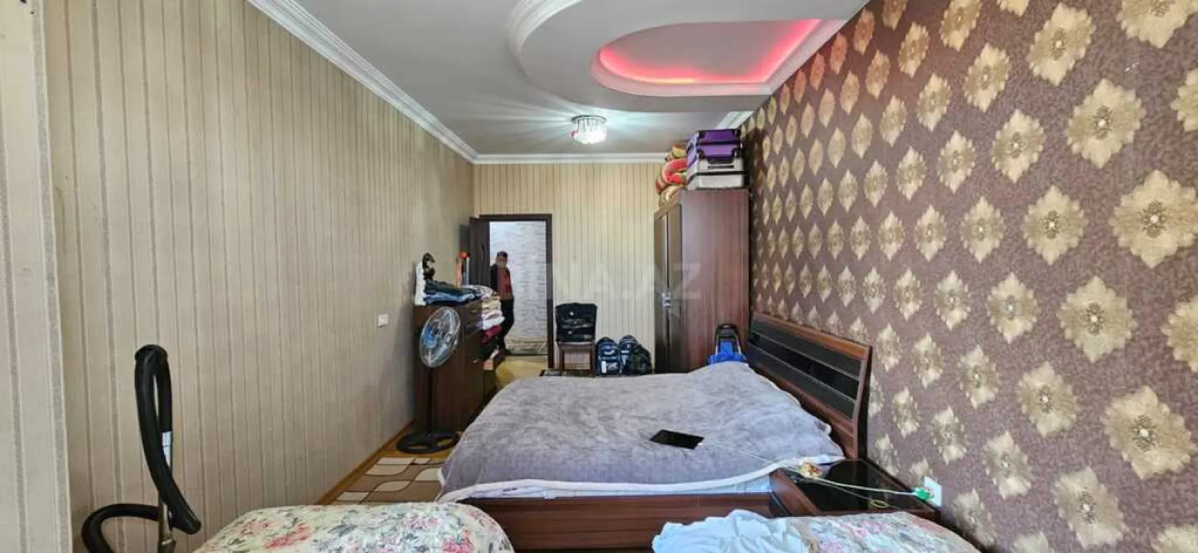 Satılır 2 otaqlı mənzil 105 m²