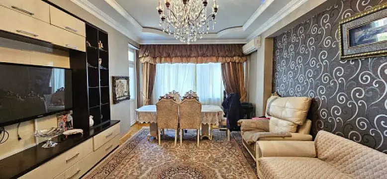 Satılır 2 otaqlı mənzil 105 m²