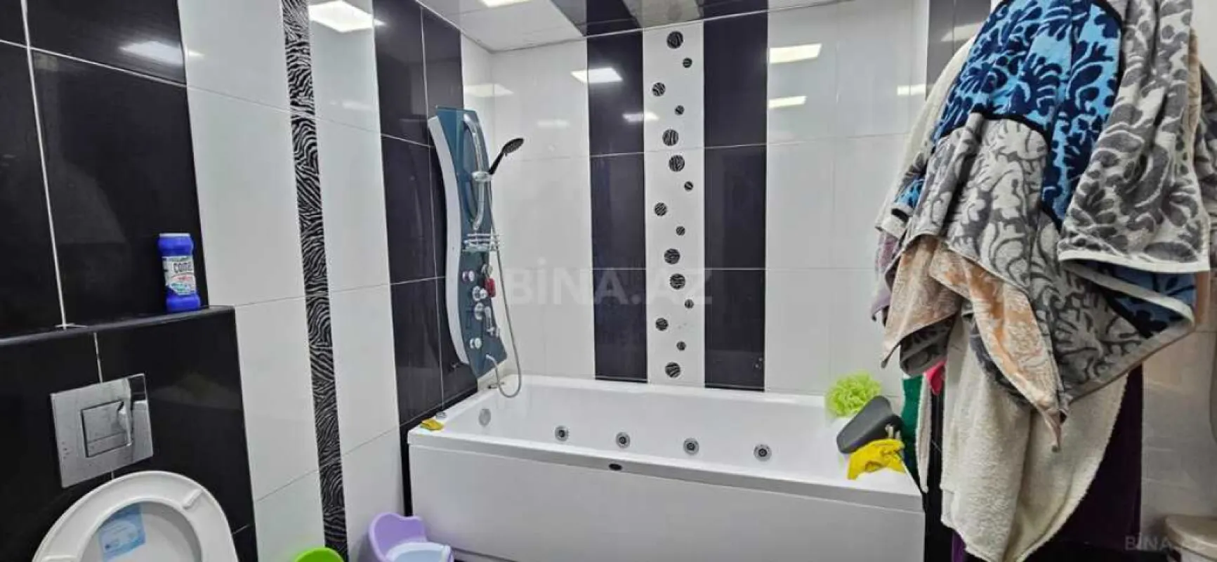 Satılır 2 otaqlı mənzil 105 m²