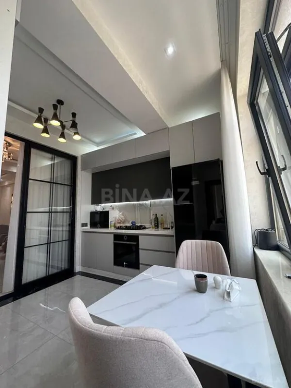 Kirayə verilir 3 otaqlı mənzil 111 m²