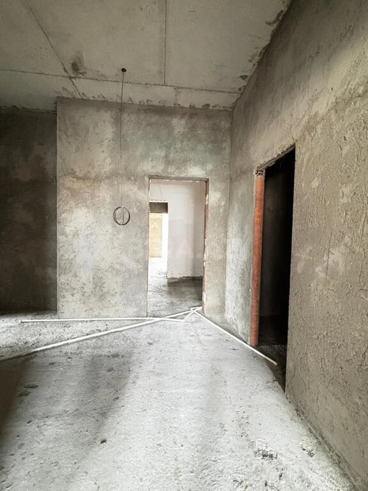 Satılır 3 otaqlı mənzil 136 m²