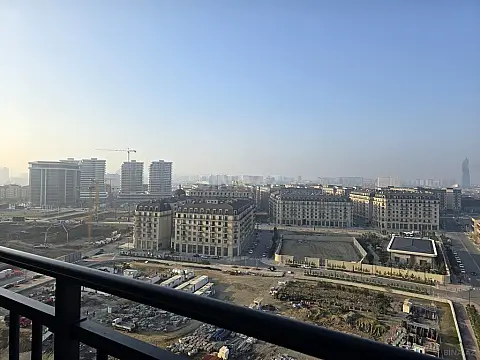 Satılır 3 otaqlı mənzil 157 m²