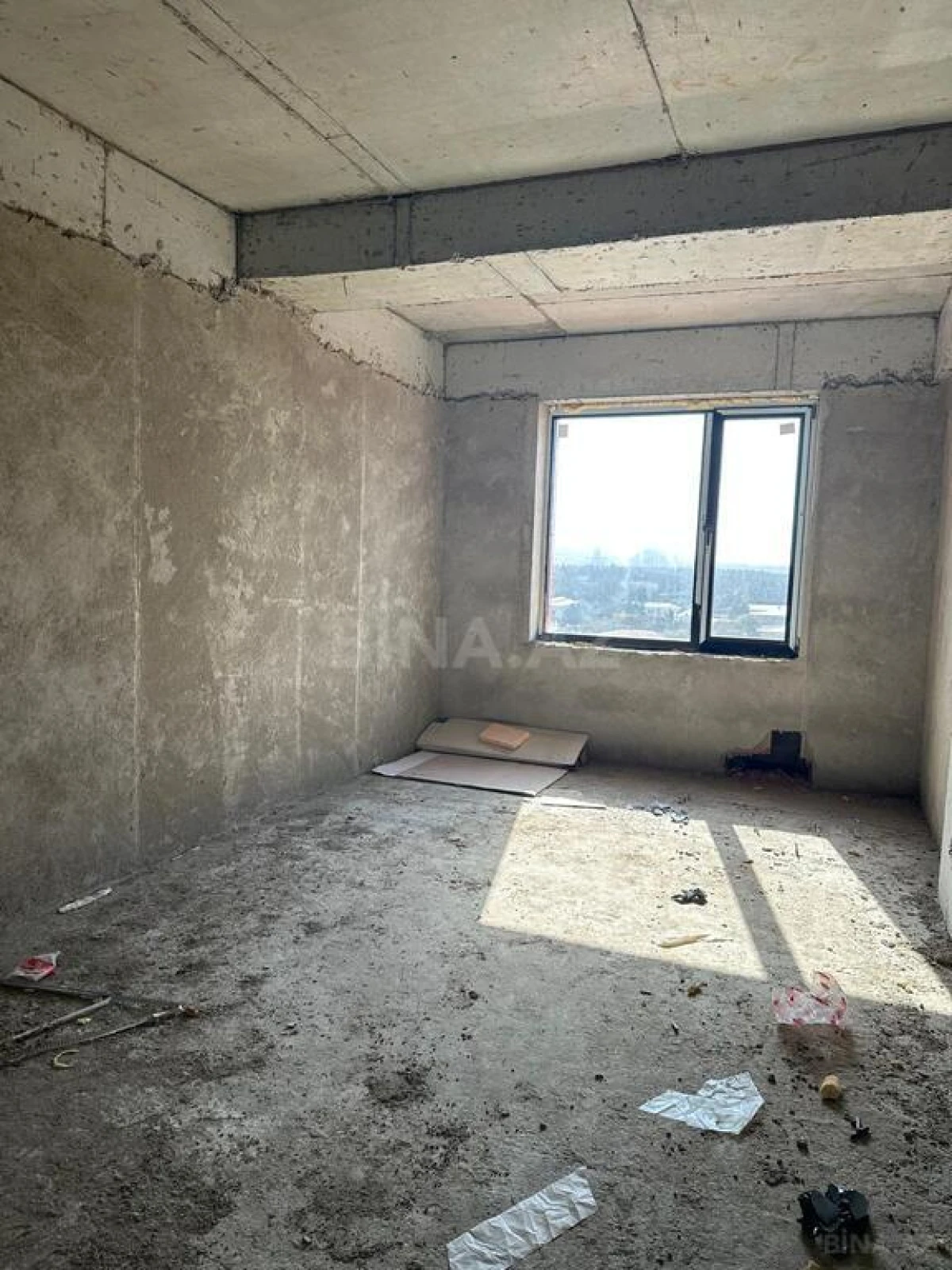 Satılır 3 otaqlı mənzil 147.3 m²