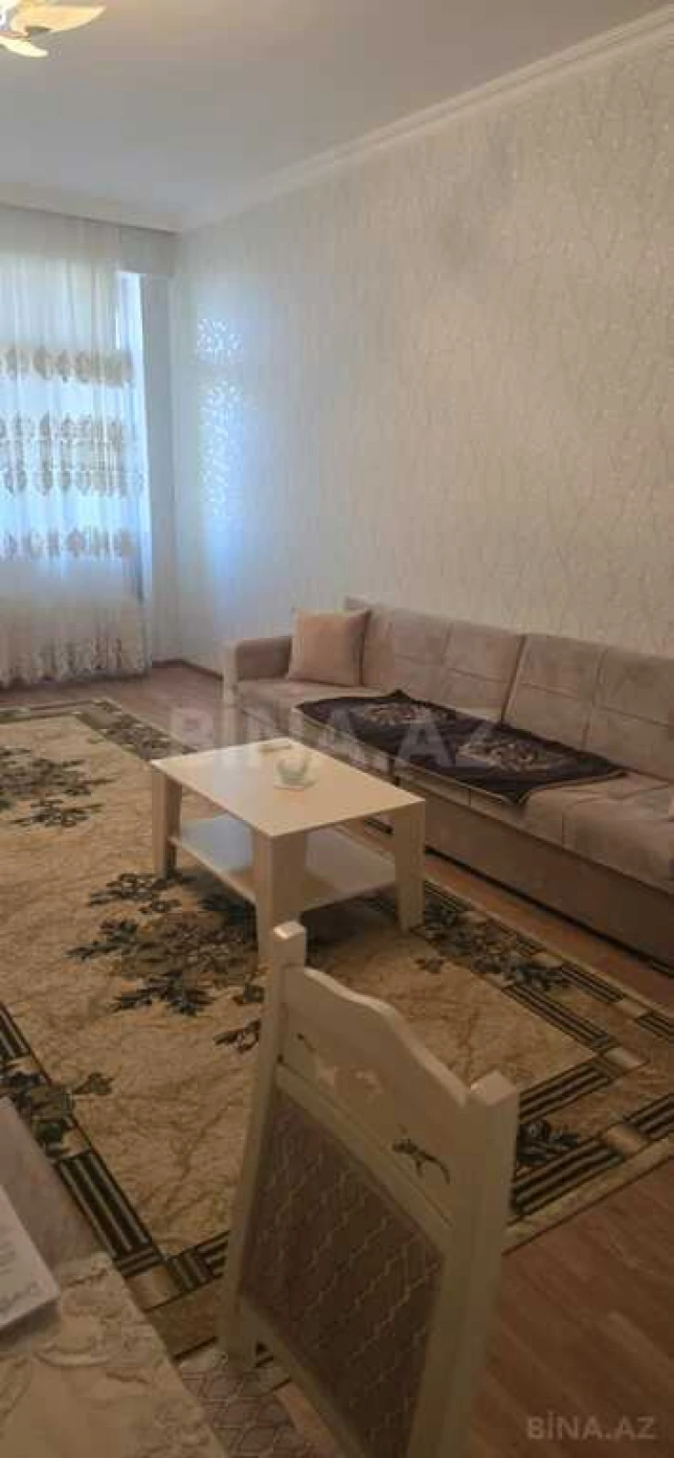 Kirayə verilir 3 otaqlı mənzil 150 m²