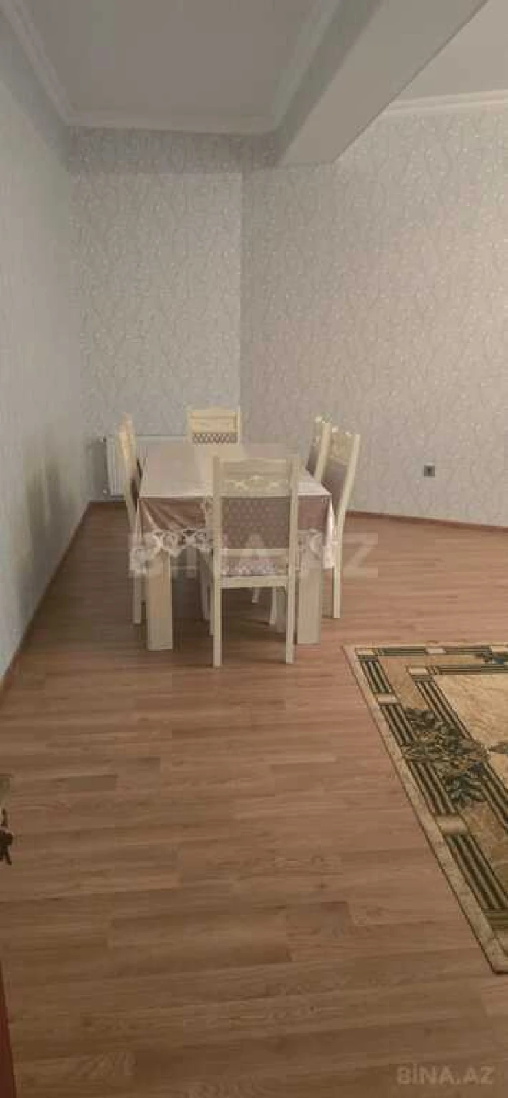 Kirayə verilir 3 otaqlı mənzil 150 m²
