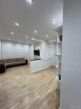 Satılır 4 otaqlı mənzil 175 m²
