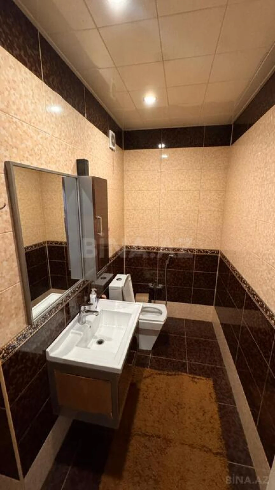 Satılır 3 otaqlı mənzil 123 m²