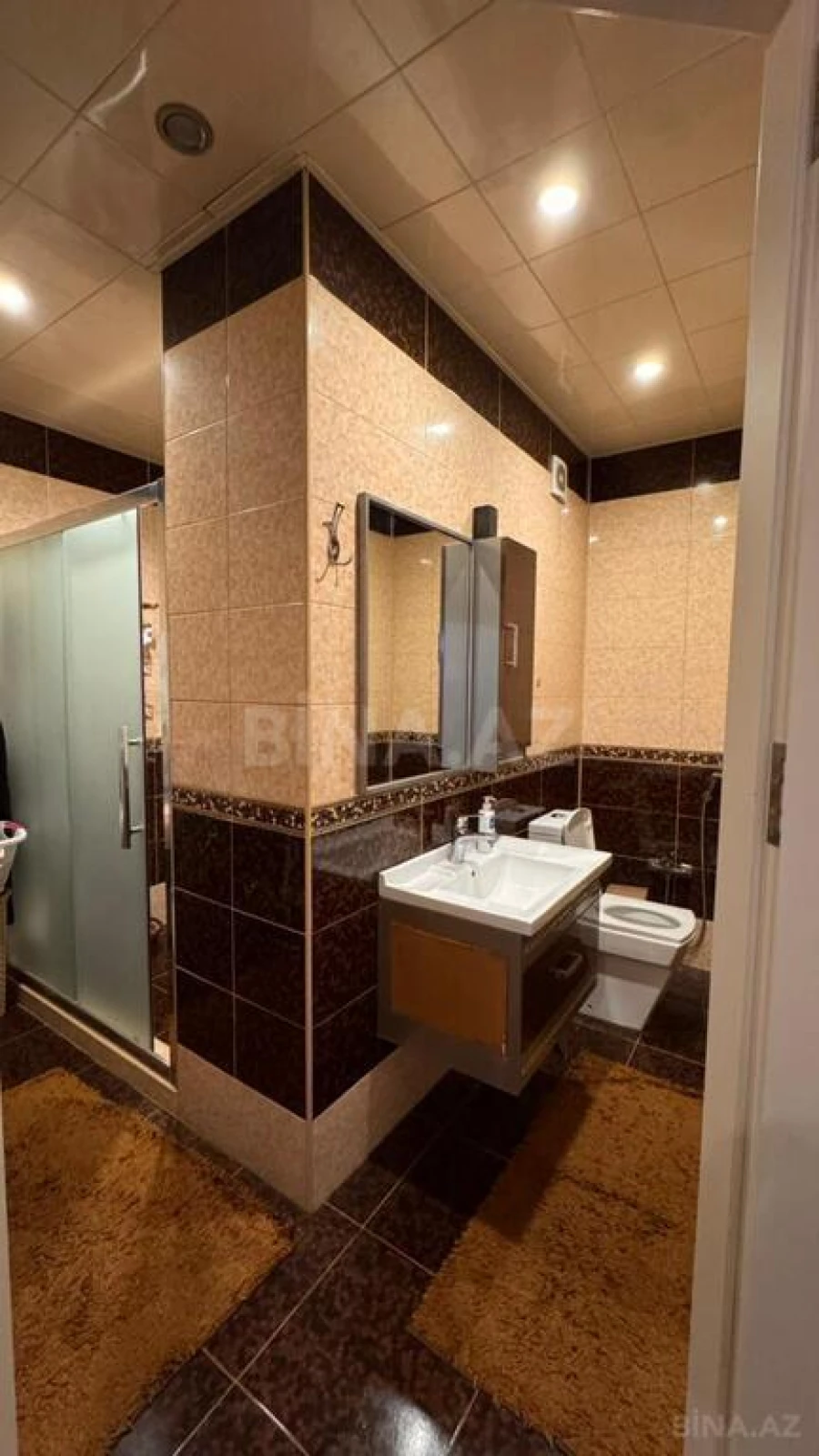 Satılır 3 otaqlı mənzil 123 m²