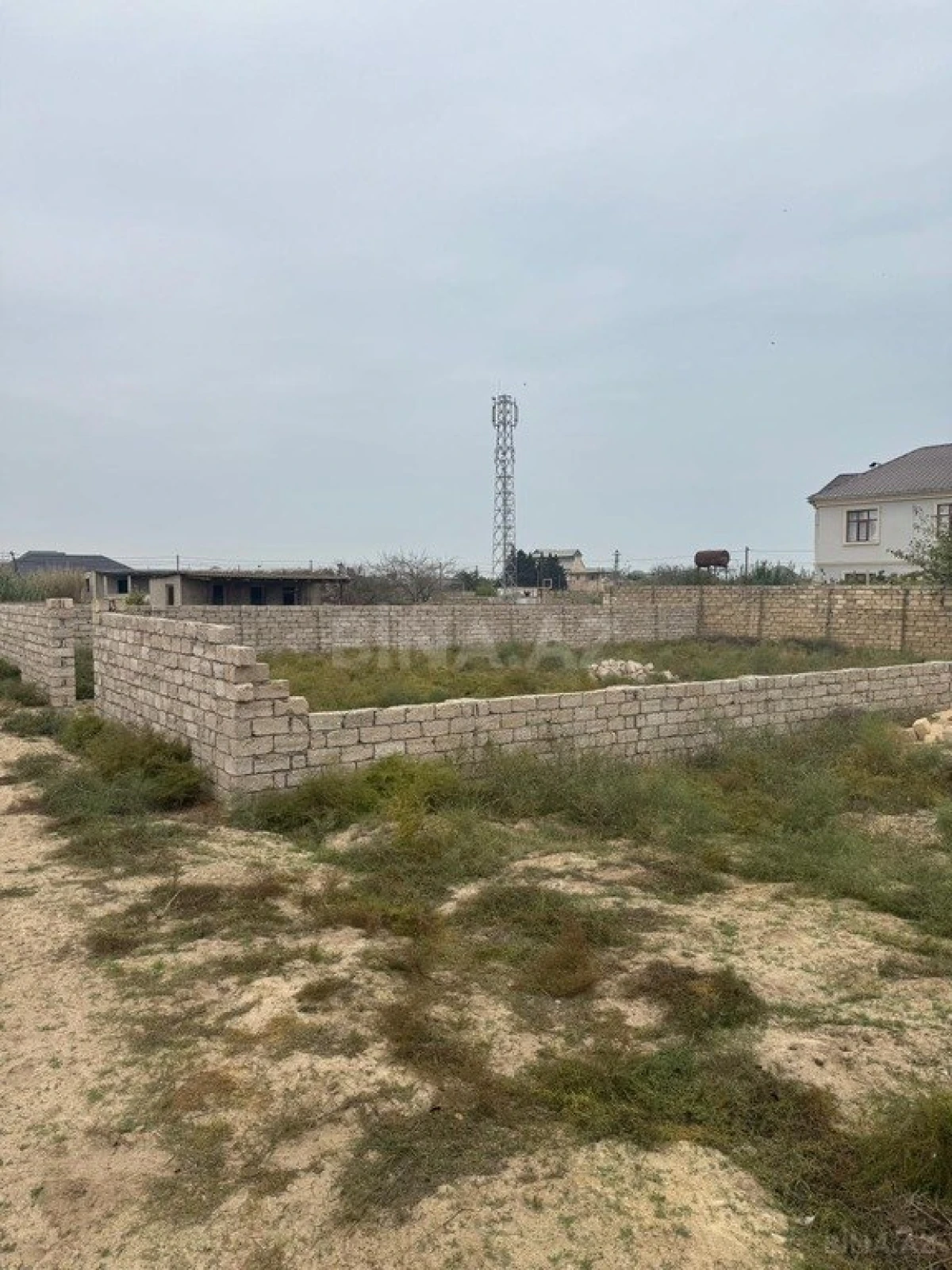 Satılır torpaq sahəsi 6 m²