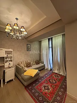 Satılır 3 otaqlı mənzil 125 m²