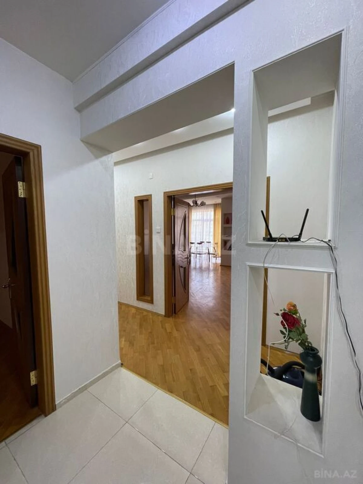 Kirayə verilir 3 otaqlı mənzil 150 m²