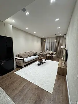 Satılır 2 otaqlı mənzil 64 m²