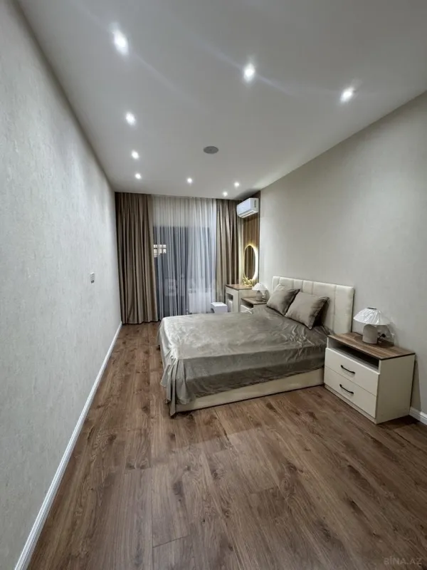 Satılır 2 otaqlı mənzil 64 m²