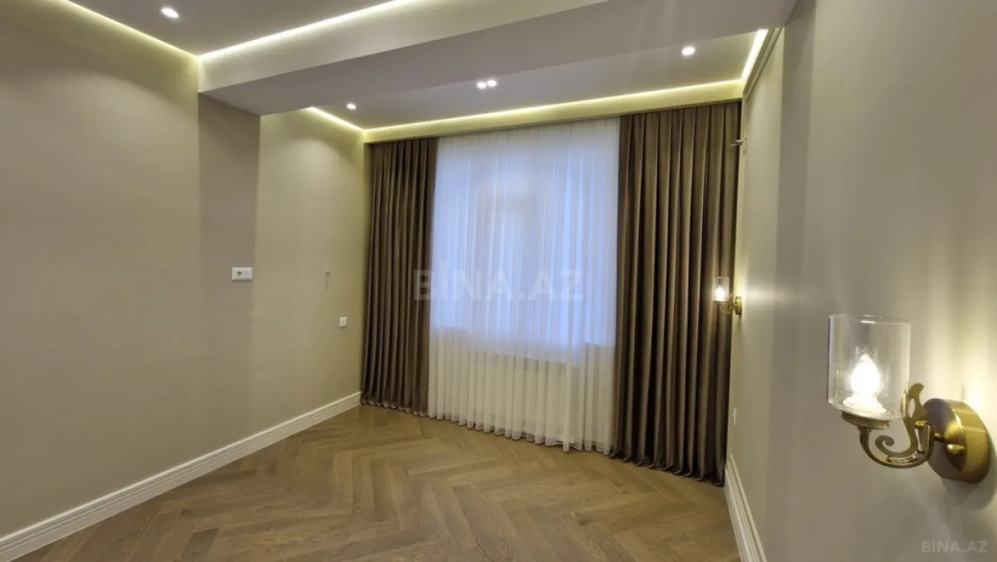 Satılır 3 otaqlı mənzil 85 m²