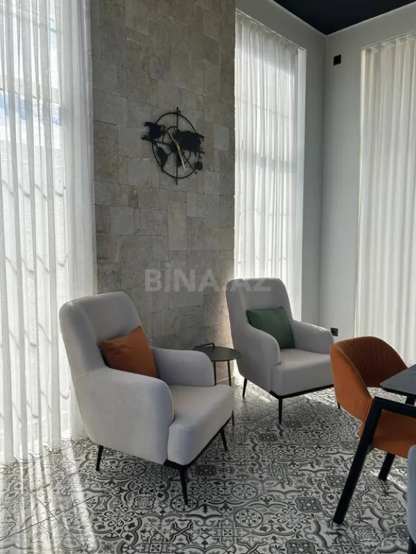 Satılır 5 otaqlı həyət evi 600 m²