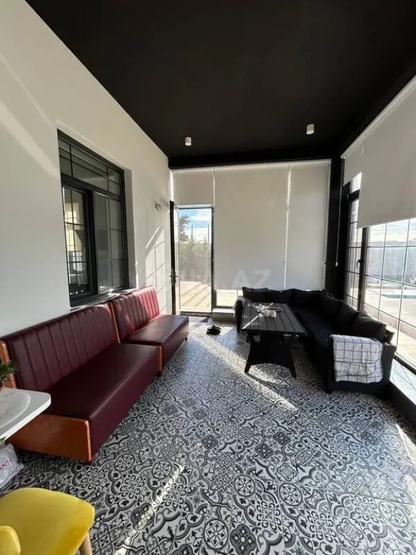 Satılır 5 otaqlı həyət evi 600 m²