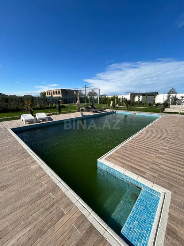 Satılır 5 otaqlı həyət evi 600 m²