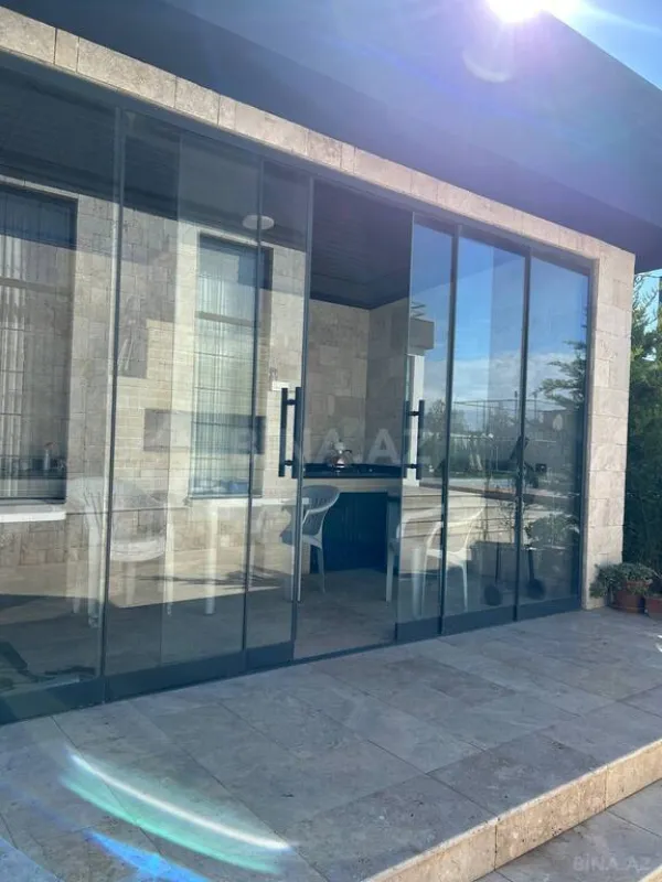 Satılır 5 otaqlı həyət evi 600 m²