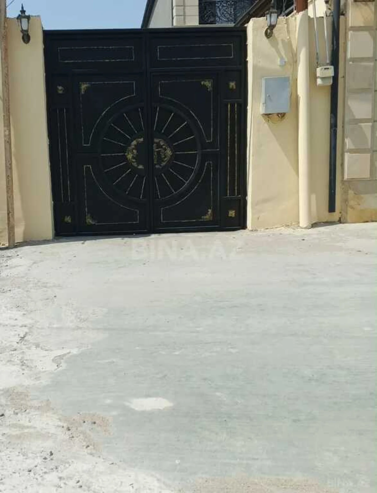 Satılır 3 otaqlı həyət evi 127 m²