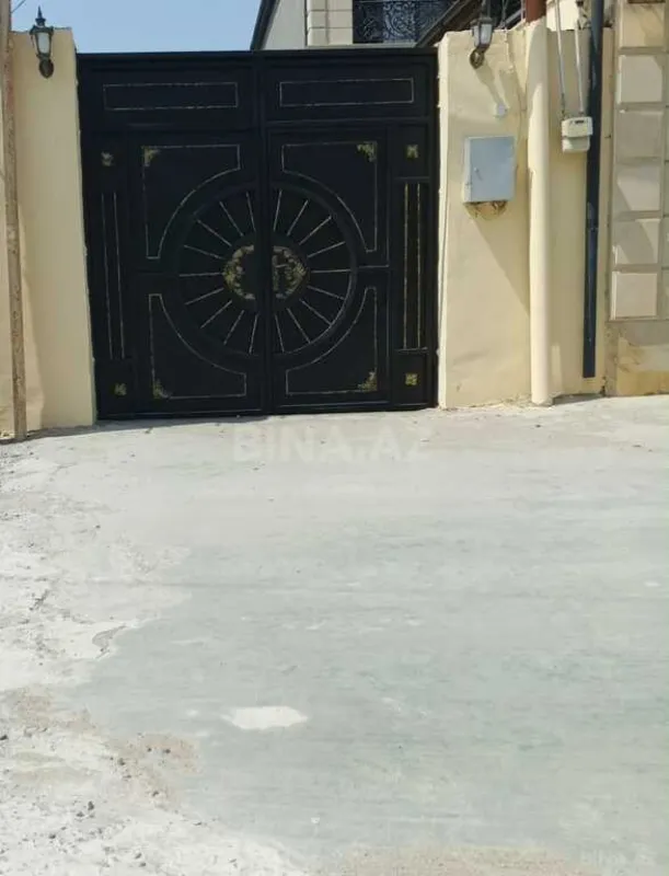 Satılır 3 otaqlı həyət evi 127 m²