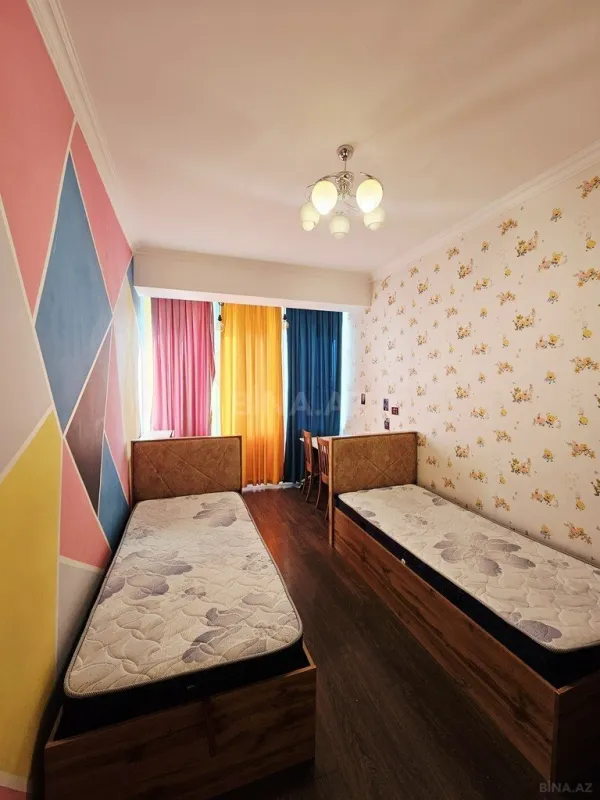 Satılır 3 otaqlı mənzil 70 m²