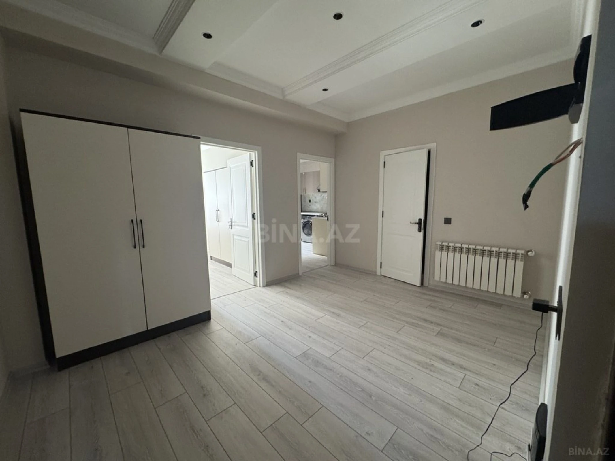 Kirayə verilir 2 otaqlı mənzil 77 m²
