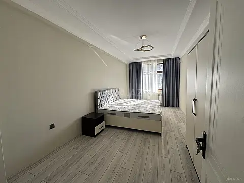 Kirayə verilir 2 otaqlı mənzil 77 m²