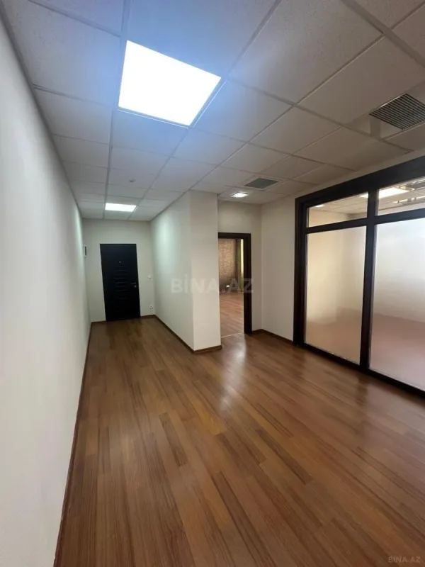 Kirayə verilir 4 otaqlı ofis 150 m²