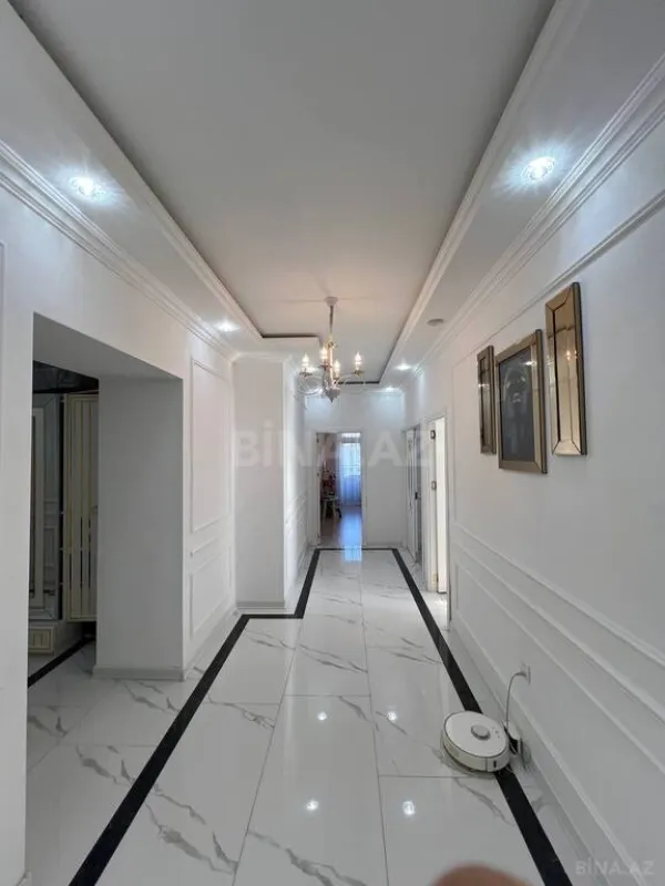 Kirayə verilir 3 otaqlı mənzil 150 m²