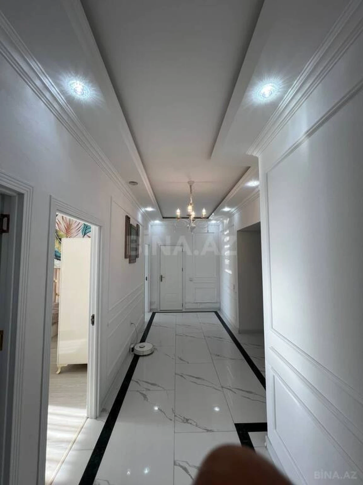 Kirayə verilir 3 otaqlı mənzil 150 m²