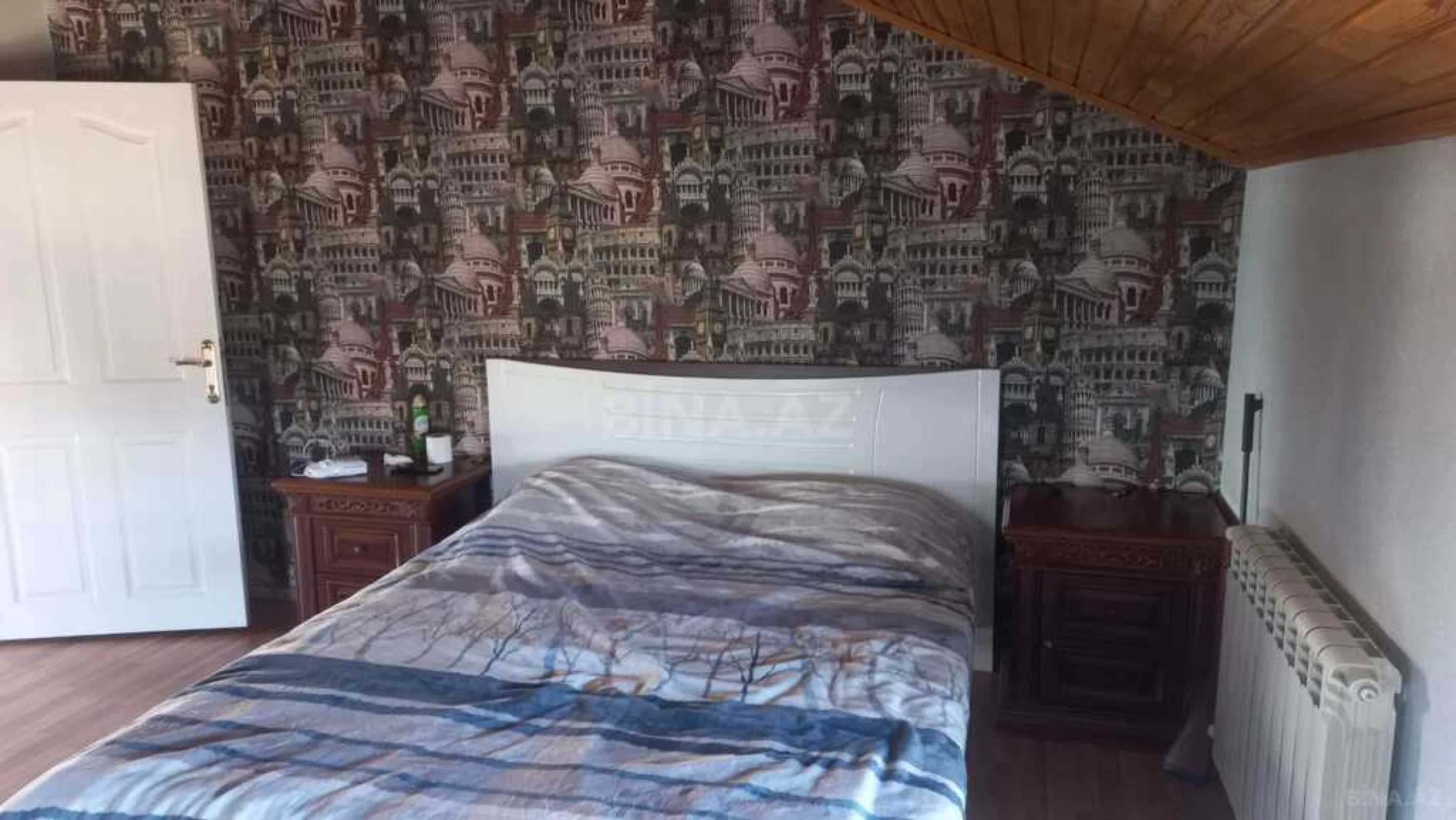 Satılır 7 otaqlı həyət evi 380 m²
