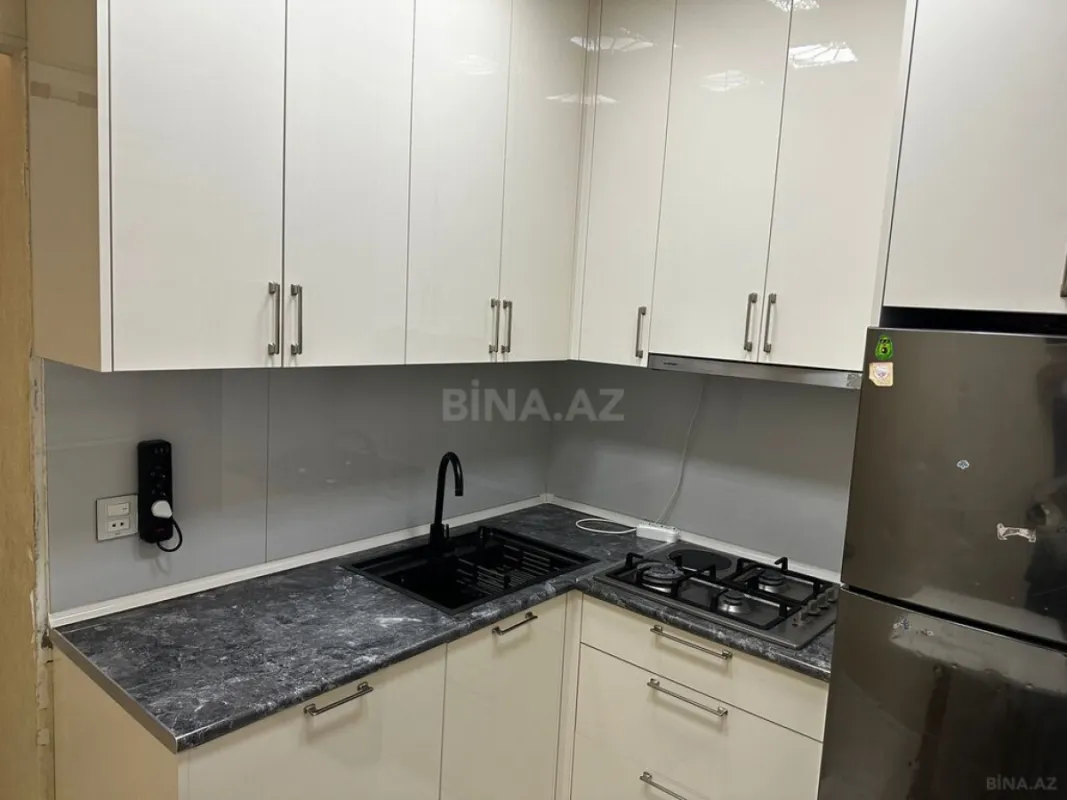 Satılır 2 otaqlı mənzil 58 m²