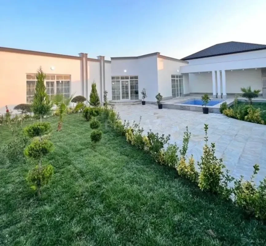 Kirayə verilir 4 otaqlı həyət evi 200 m²