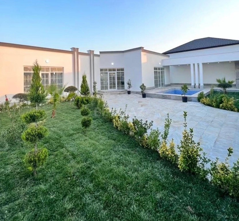 Kirayə verilir 4 otaqlı həyət evi 200 m²