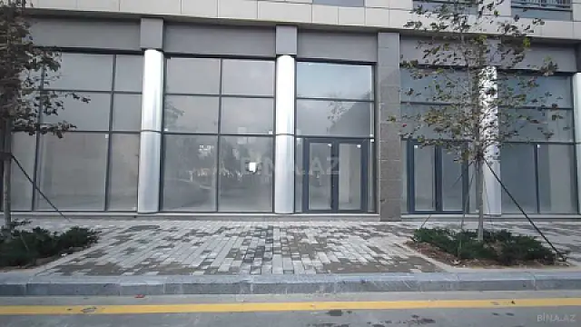 Kirayə verilir obyekt 900 m²