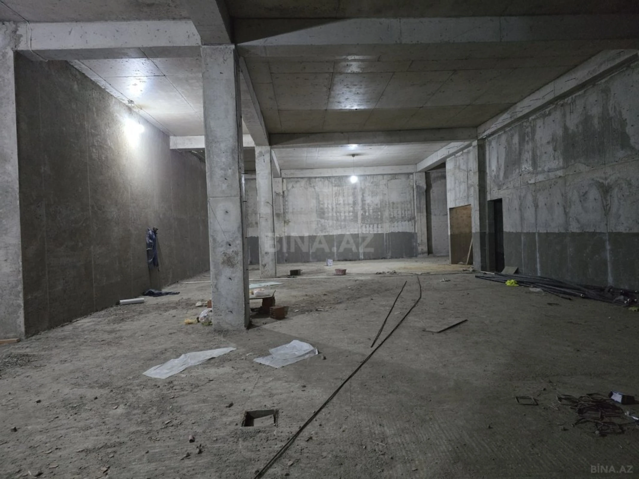 Kirayə verilir obyekt 900 m²