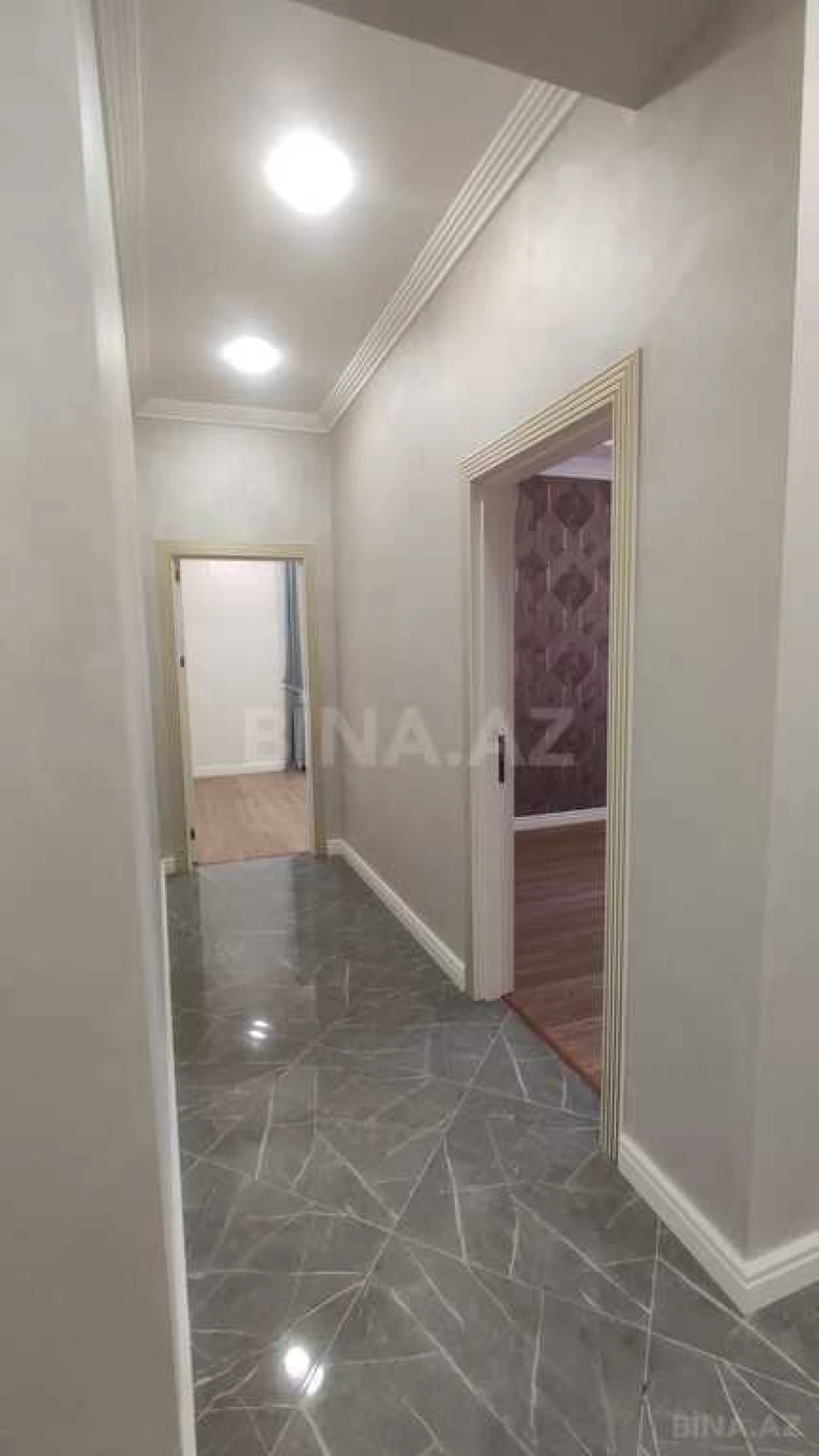 Satılır 3 otaqlı mənzil 112 m²