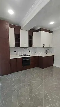 Satılır 3 otaqlı mənzil 112 m²