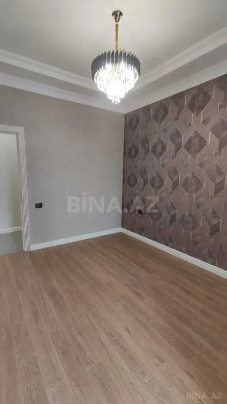 Satılır 3 otaqlı mənzil 112 m²
