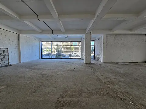 Kirayə verilir obyekt 800 m²