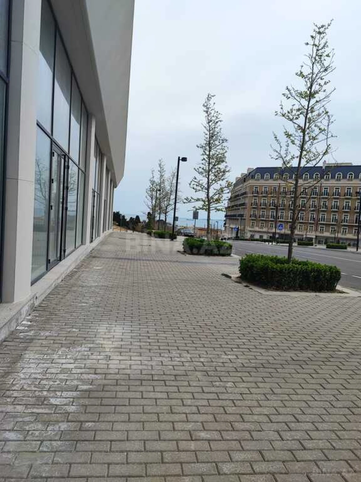 Kirayə verilir obyekt 800 m²