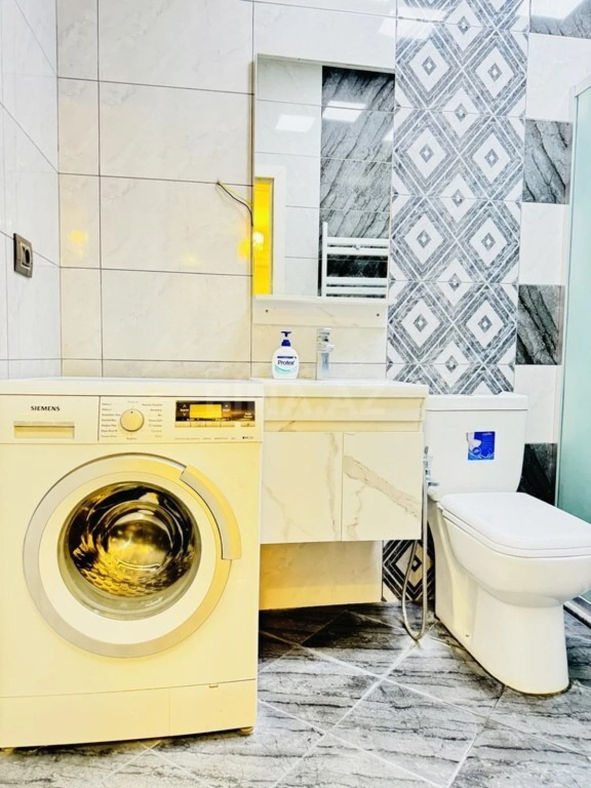 Kirayə verilir 3 otaqlı mənzil 100 m²