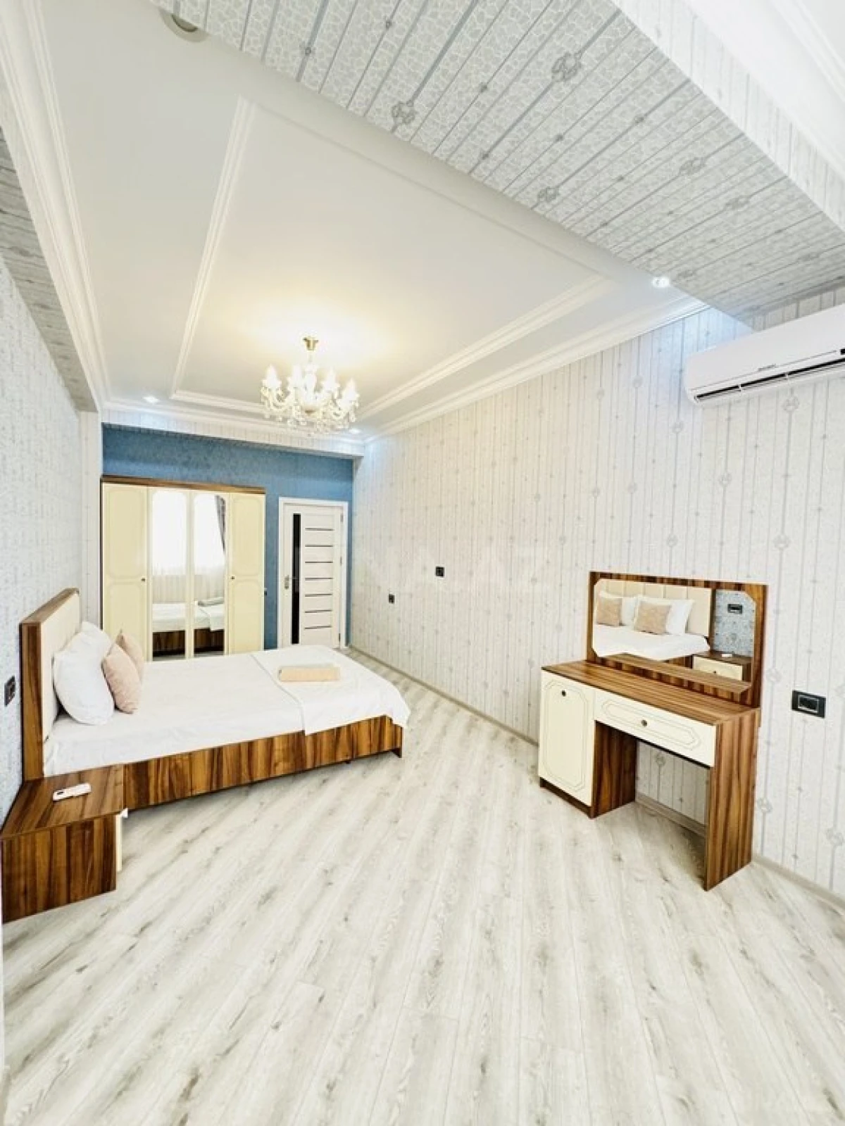 Kirayə verilir 3 otaqlı mənzil 100 m²