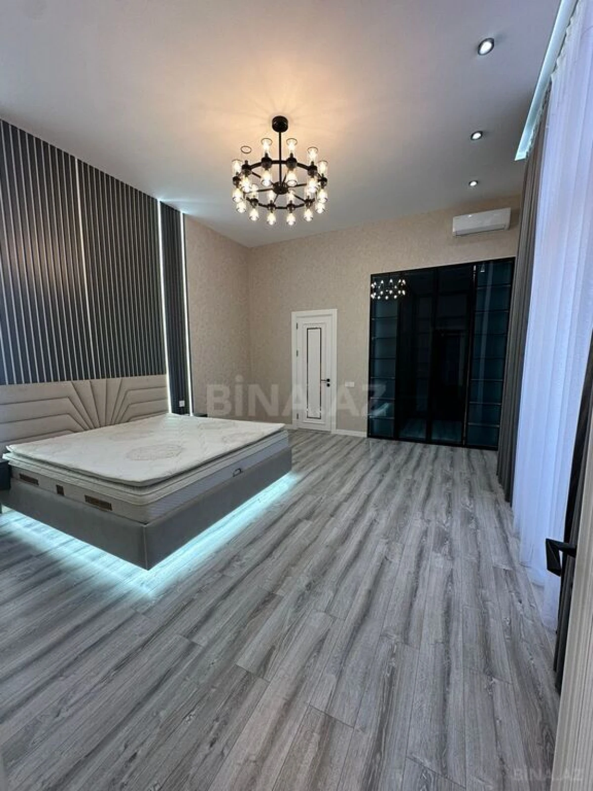 Kirayə verilir 4 otaqlı həyət evi 190 m²