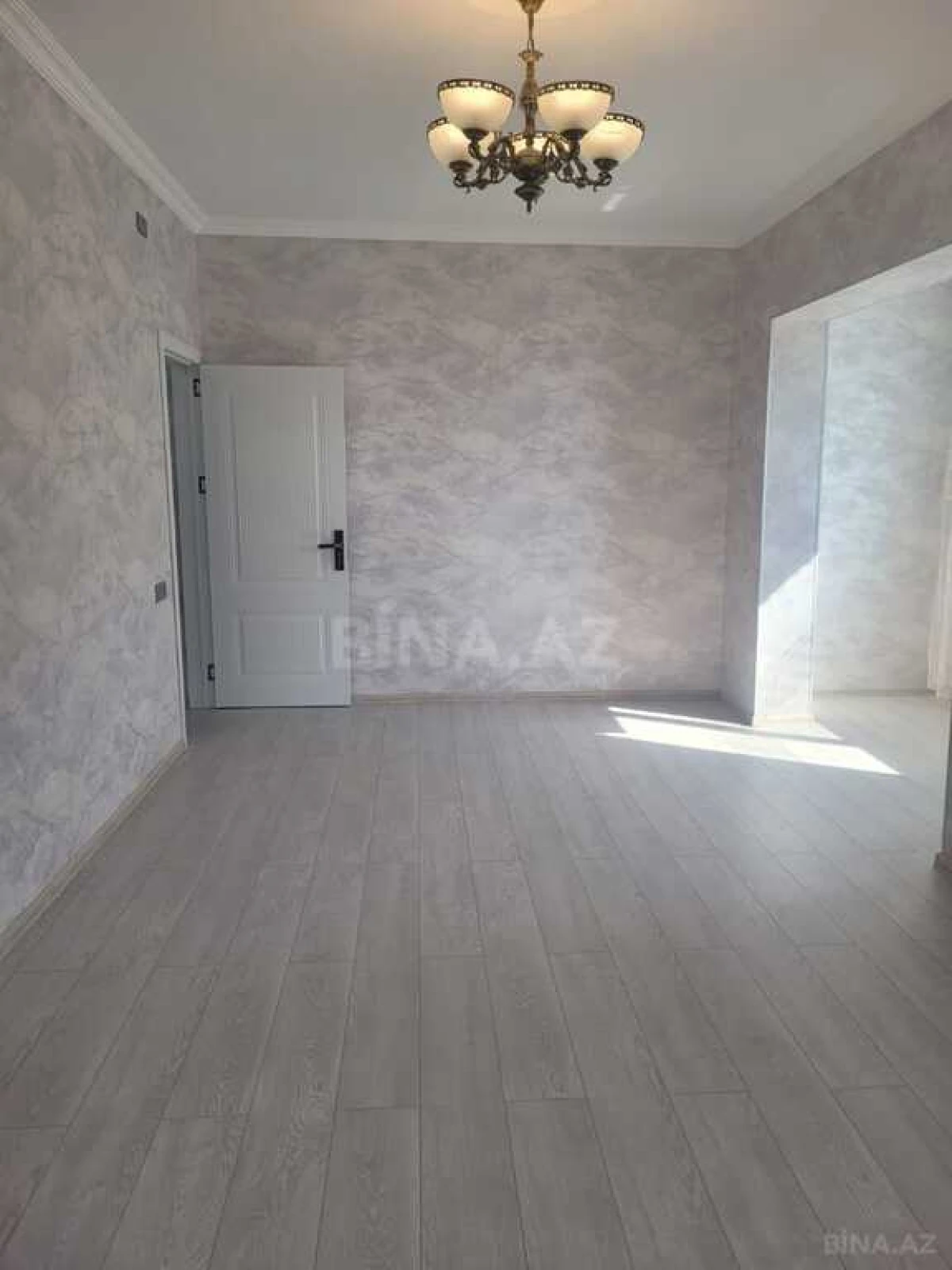 Satılır 1 otaqlı mənzil 45 m²