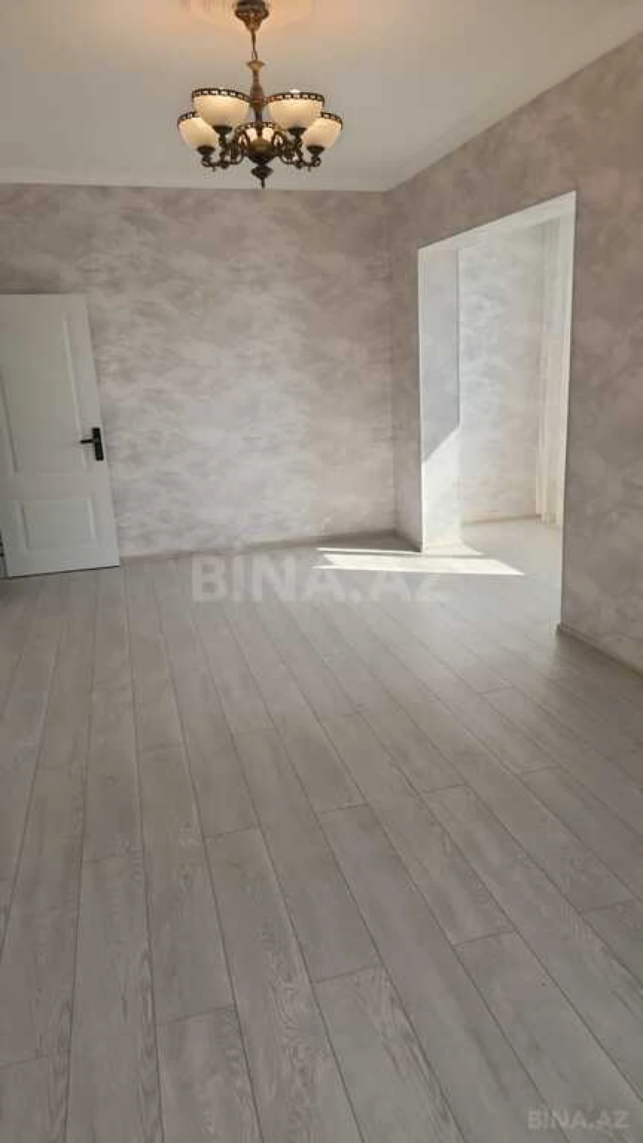 Satılır 1 otaqlı mənzil 45 m²
